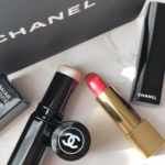 母の日にシャネルのコスメをプレゼント9選|スキンケア・リップ・香水がおすすめ!